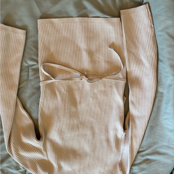 Sweater - Picture 2 of 4